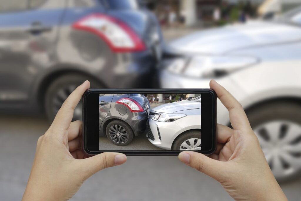 Foto wird von Unfall aufgenommen