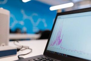 CO2 Report auf Laptop