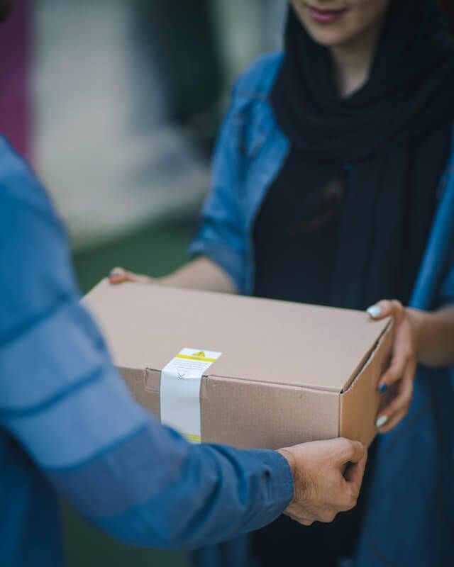 Paketübergabe