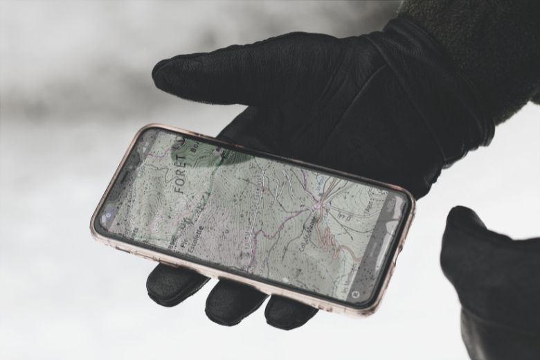Ein Smartphone mit GPS Tracking