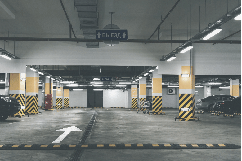 Firmenparkplatz Parkraummanagementsystem