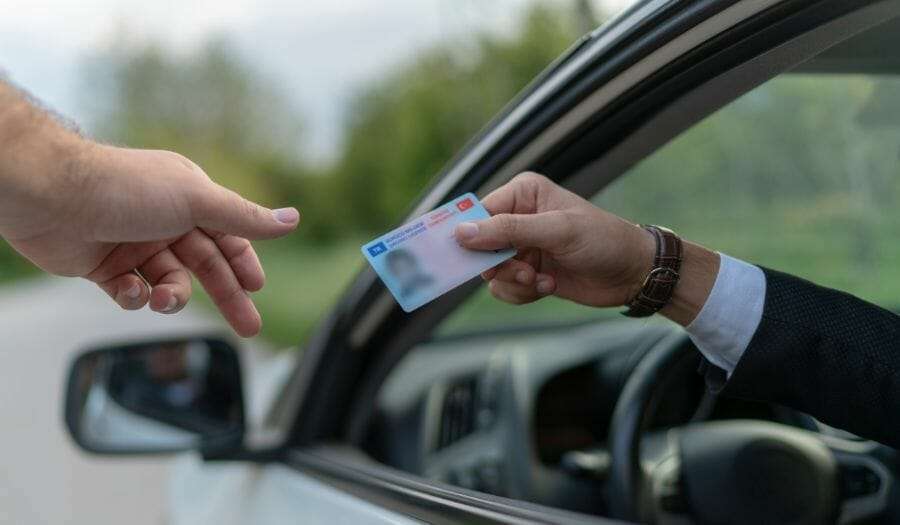 Checken von eienm Führerschein